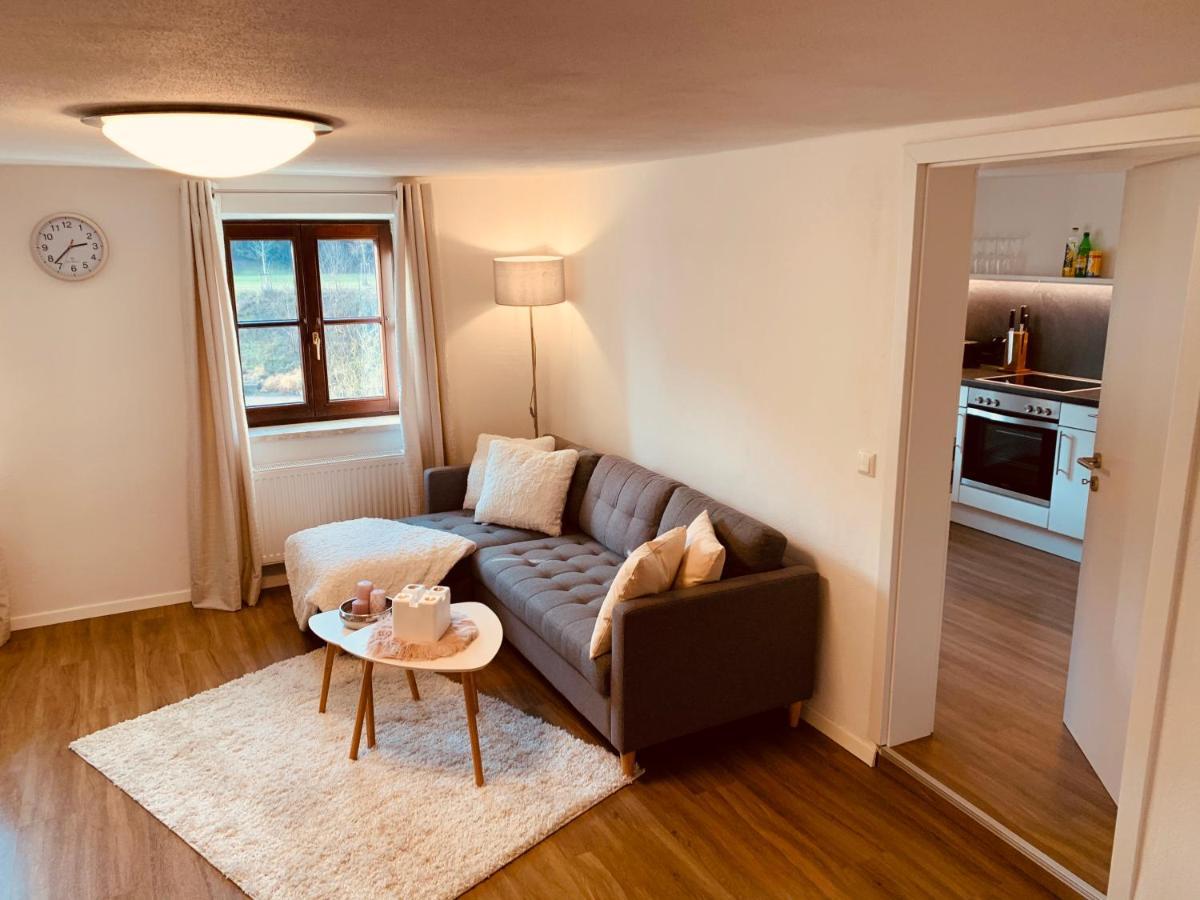 Felix Living 2, Cozy & Modern & Netflix Wohnung Mit Blick Ins Gruene Passau Luaran gambar